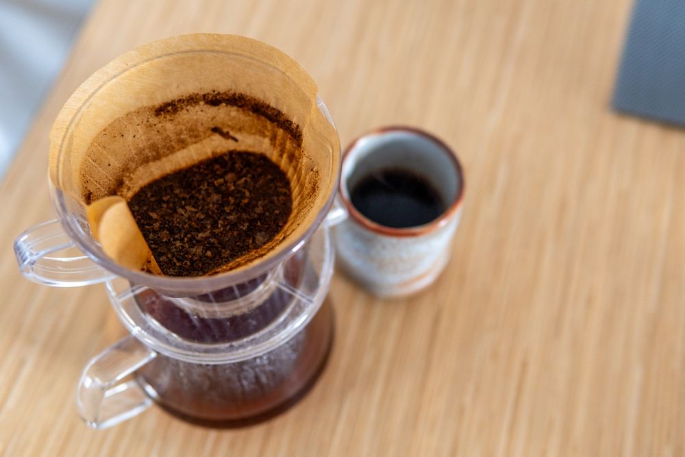 一杯ずつ手で淹れるハンドドリップ